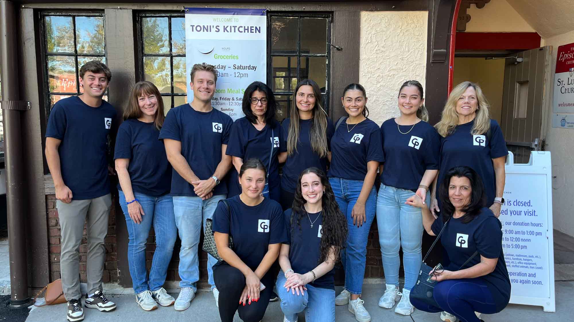 Clyde Paul Agency Volunteers at Toni’s Kitchen Community Service Event